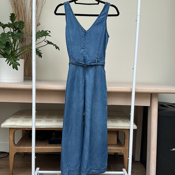 Amour Vert Gisela Chambray Jumpsuit - Picture 4 of 11